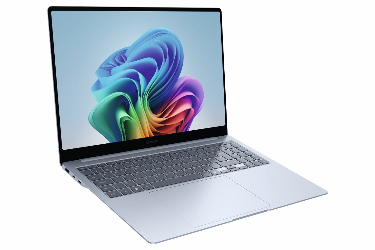 Bild von Samsung Galaxy Book Edge 15,6 - 15,6 Zoll 8CX CPU 256 GB SSD 16 GB RAM W11H Icy Blue
