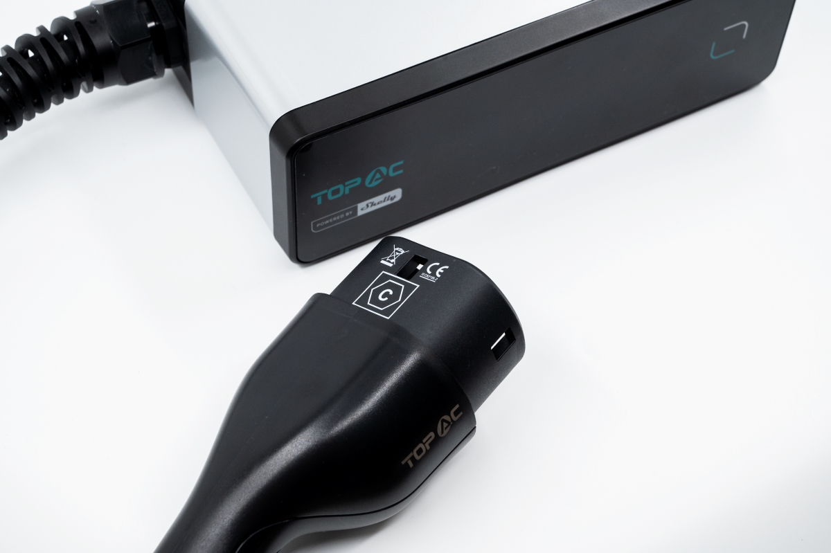 Bild von Shelly TopAC Portable EV Charger 11kW Tragbares Ladegerät für Elektroautos · WLAN · BT · EVE01-11R