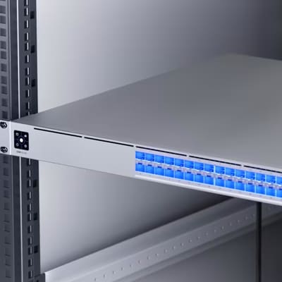 Ubiquiti Pro XG Aggregation Managed Switch_2